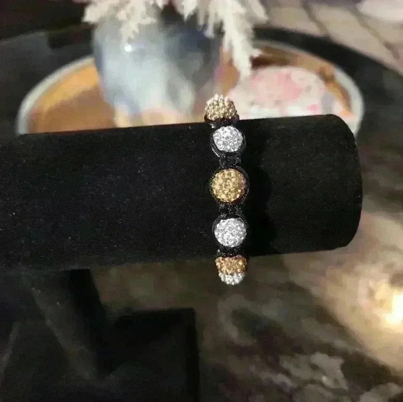 Peach and white macrame crystal Ball beaded bracelet - Picture 2 of 3